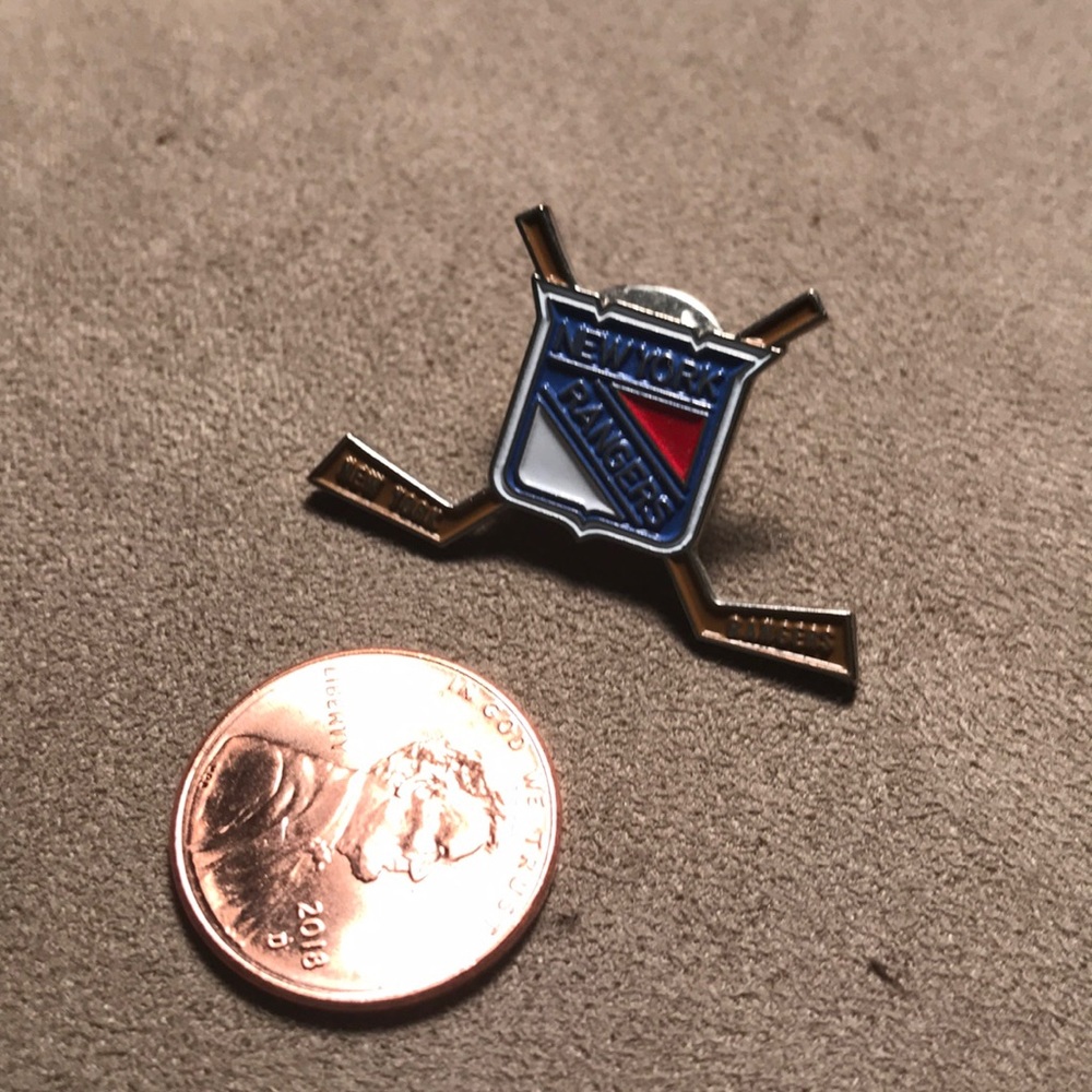 New York rangers pin